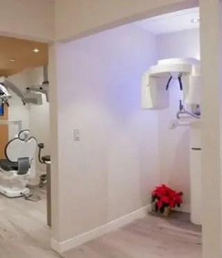 CT Scanners side view